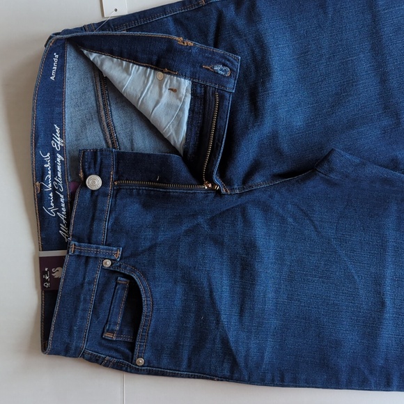 NWT Gloria Vanderbilt Amanda All-Around Slimming Classic Rise Capri Jeans 4 Blue - Picture 13 of 16